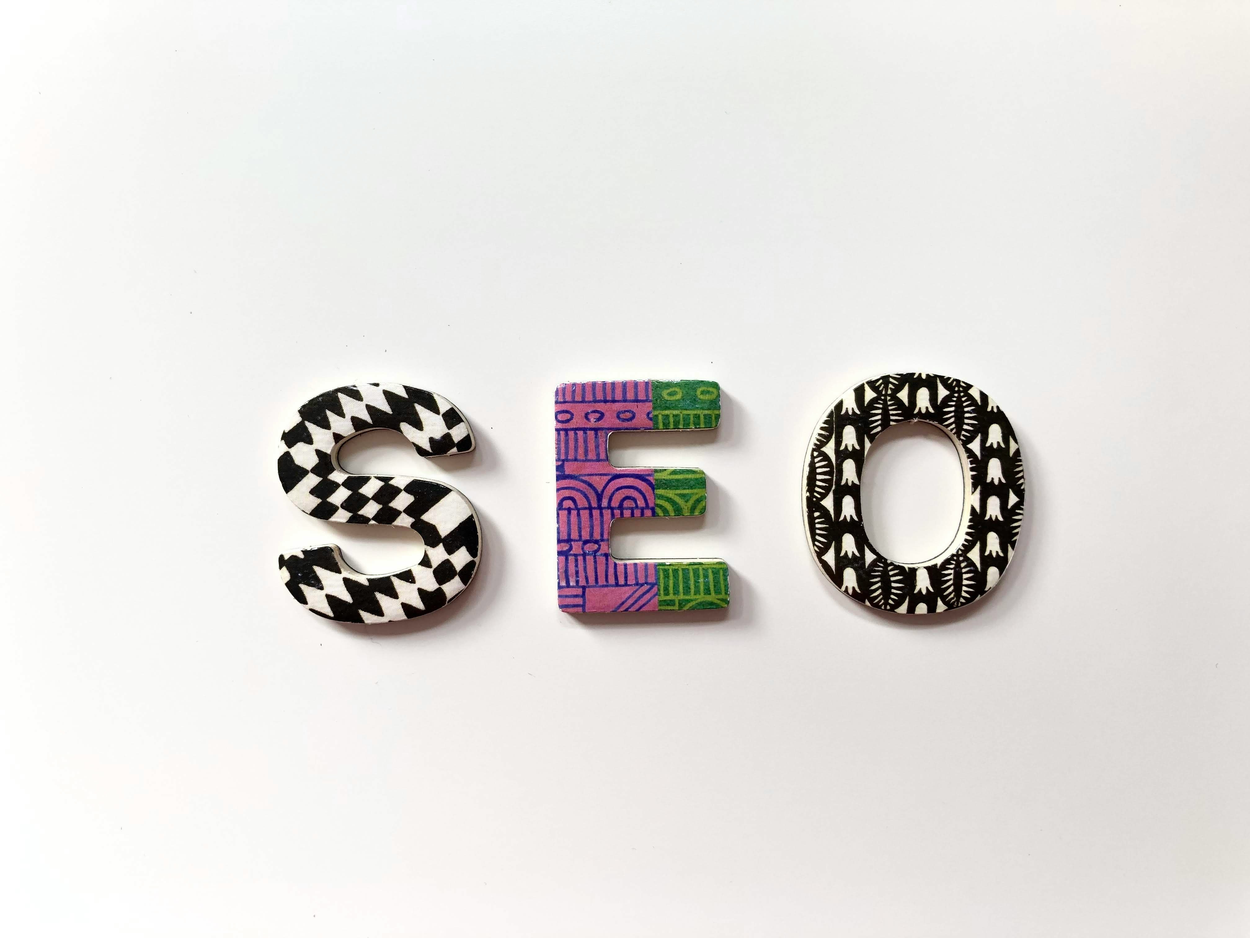 Le Syndrome de la Page Blanche SEO : Comment SEMNAUT a Sauvé ma Stratégie de Contenu
